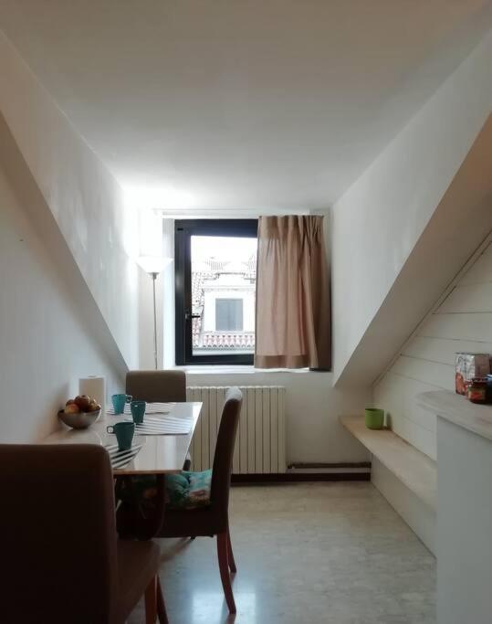 La Casa Di Marta - Ampia Ed Accogliente Mansarda In Piazza Statuto Turin Exterior photo